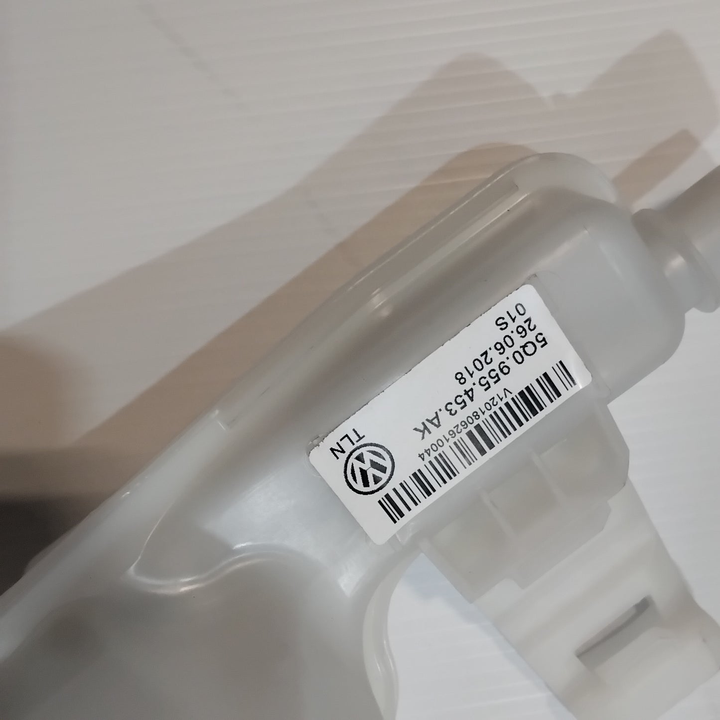 Genuine Upper Washer Bottle - SEAT Leon 2016- 2020 | 5Q0955453AK