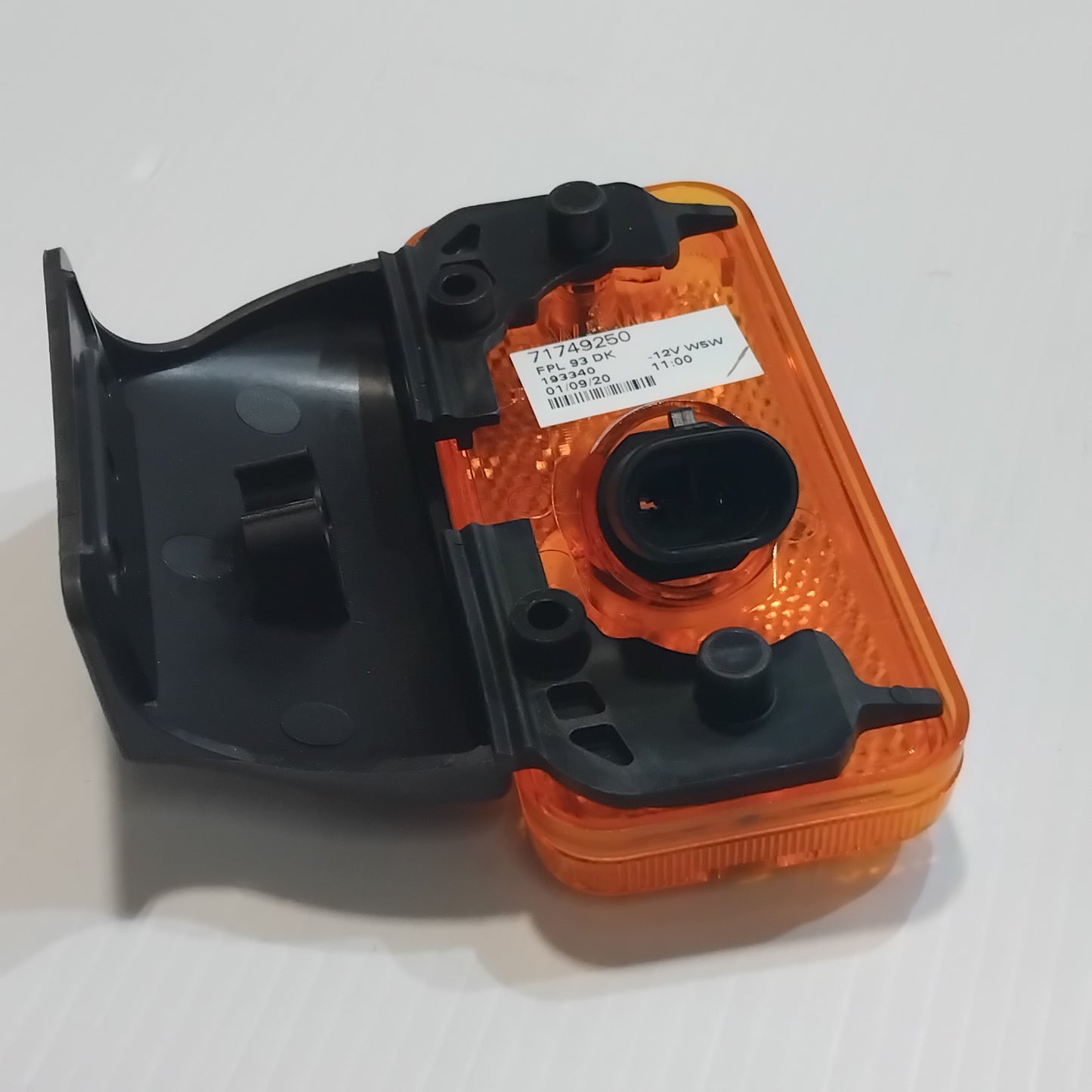 Genuine Fiat Side Lamp | 71749250