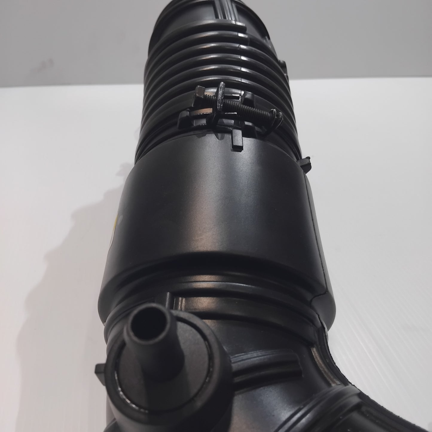 Genuine Hyundai Hose Assy-Air Intake | 28140G3700