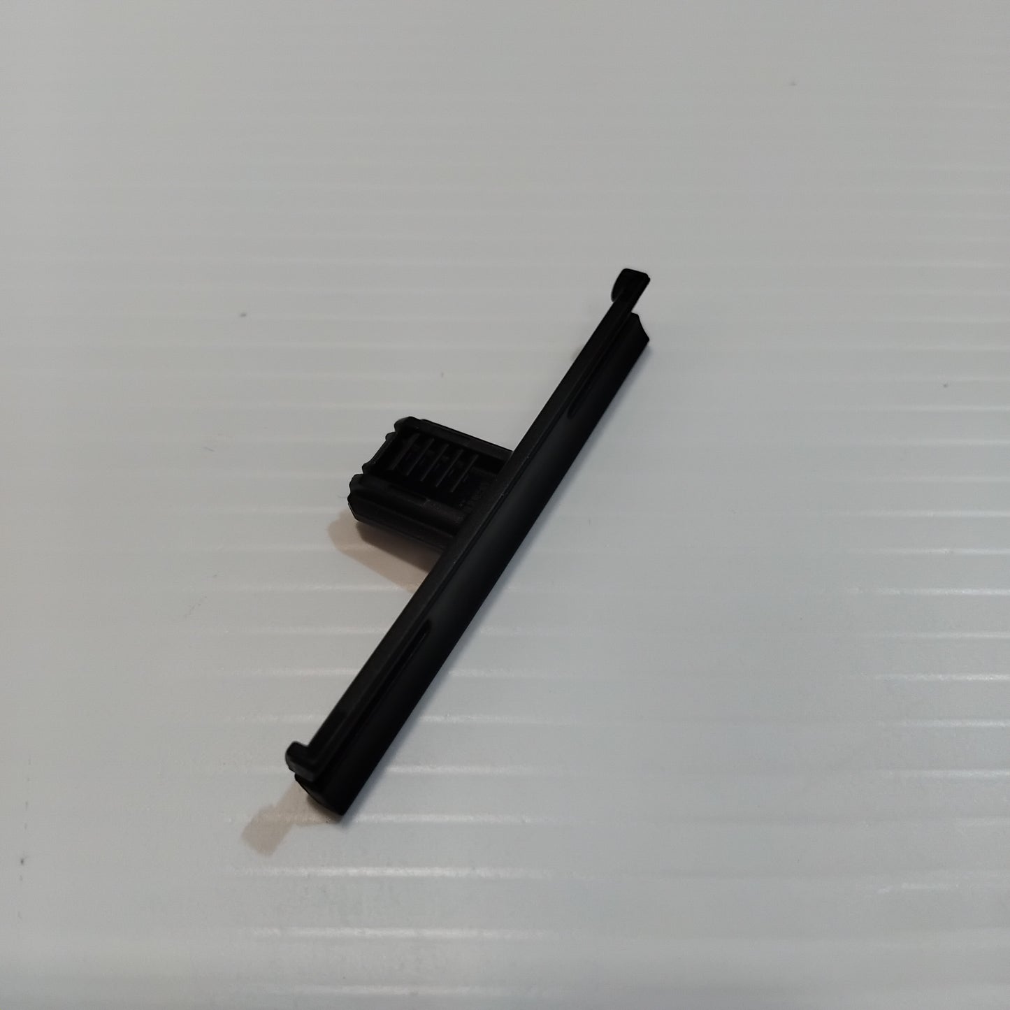 Genuine Volvo Clip | 999584