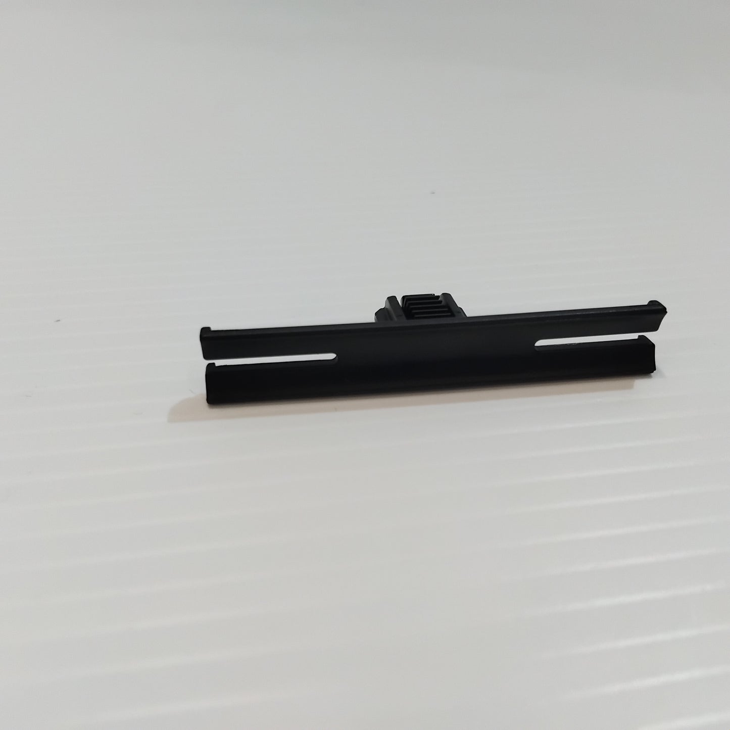 Genuine Volvo Clip | 999584