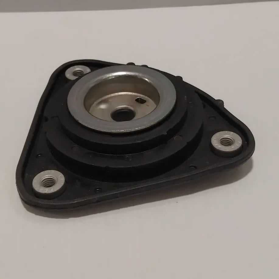 Genuine Front Suspension Right Mount Rubber - Mazda 5 2010 | C51334380