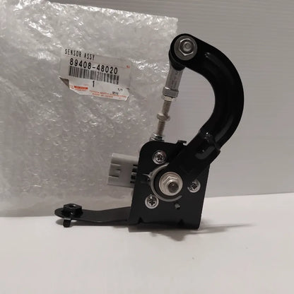 Nearside Rear Suspension Height Control Sensor - Toyota Lexus | 89408-48020