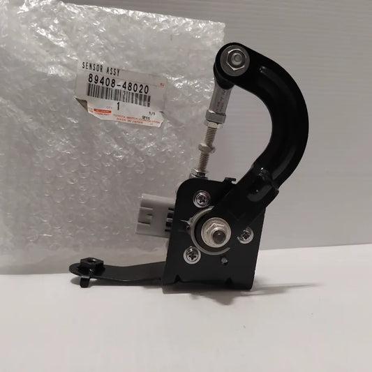 Nearside Rear Suspension Height Control Sensor - Toyota Lexus | 89408-48020