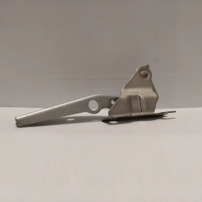 Genuine SEAT Hinge | 1S0823301