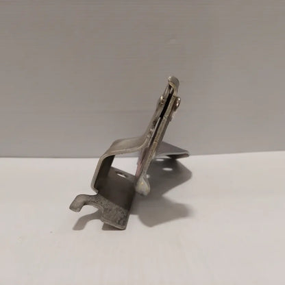 Genuine SEAT Hinge | 1S0823301
