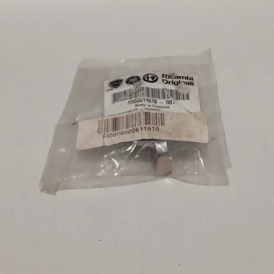 Genuine Bonnet Lock Hook - Fiat Fullback 2016-2019 | 6000611618