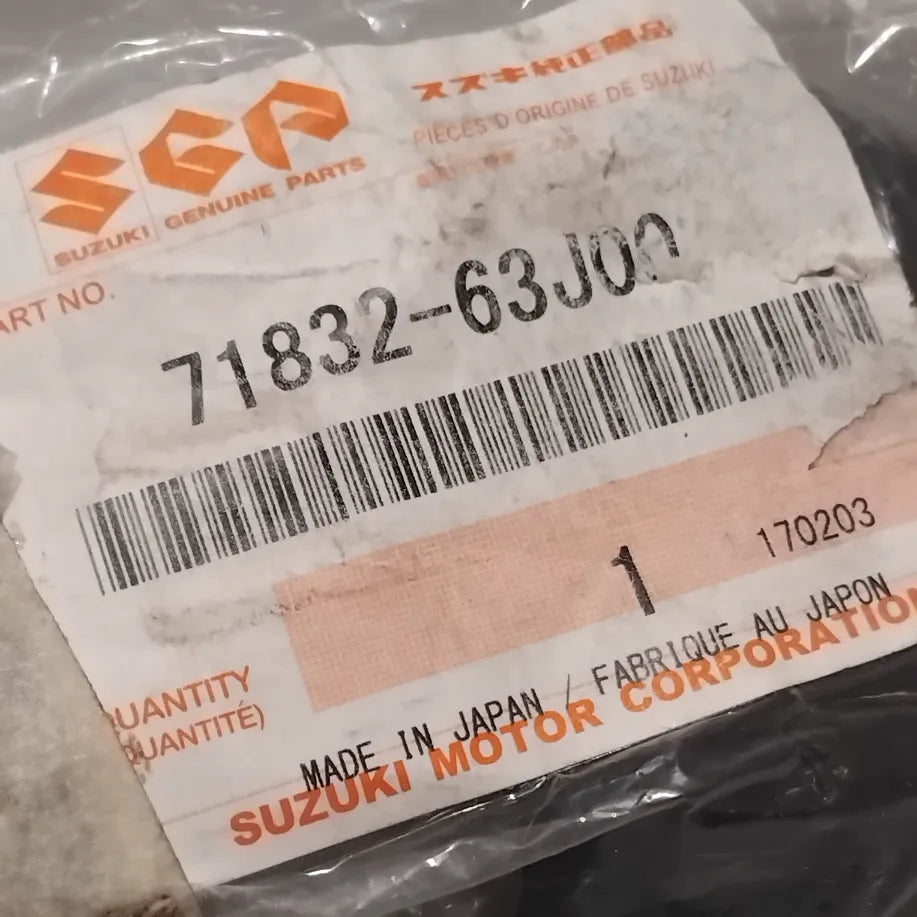 Genuine Suzuki Holder Rr Lamp Lh | 71832-63J00-000