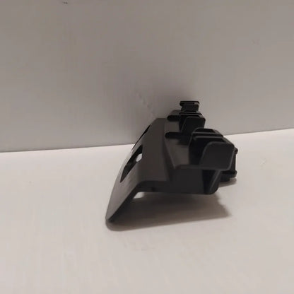 Genuine Suzuki Holder Rr Lamp Lh | 71832-63J00-000