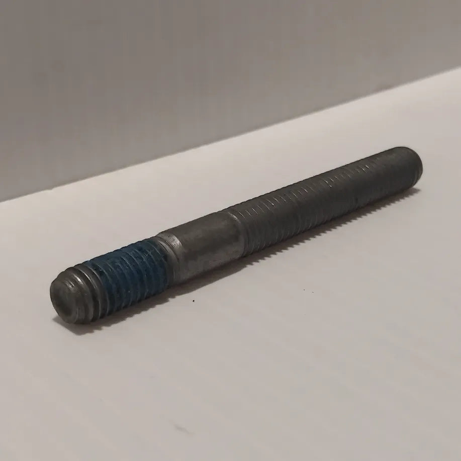 Genuine Ford Stud - Special | 1689437