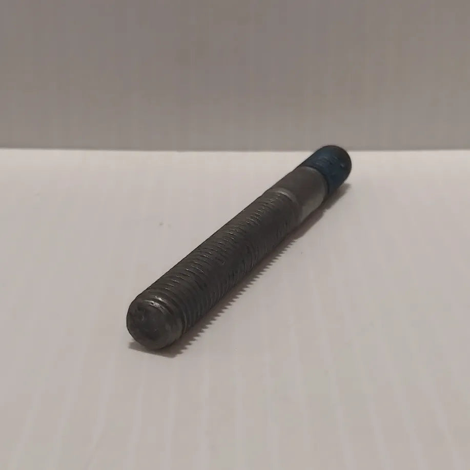 Genuine Ford Stud - Special | 1689437
