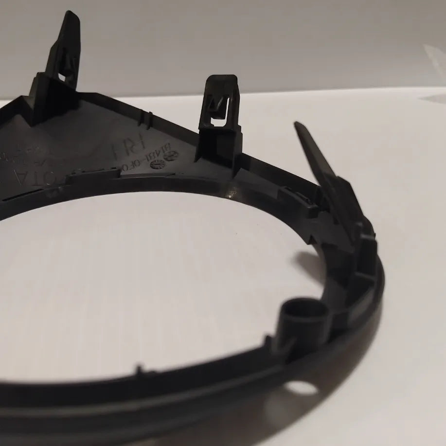 Genuine Toyota Cover, Fog Lamp, Rh | 81481-0F060