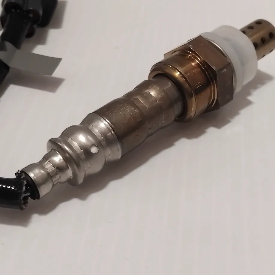 Genuine N/S Oxygen Sensor Number 1 - Toyota Lexus Sc430 | 89465-50120