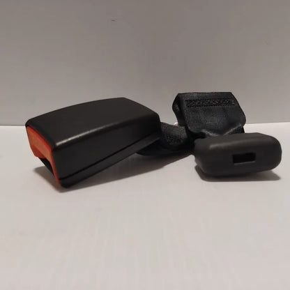 Genuine Mitsubishi Seat Belt,Rr Seat,Inr Lh | 7000B449XA