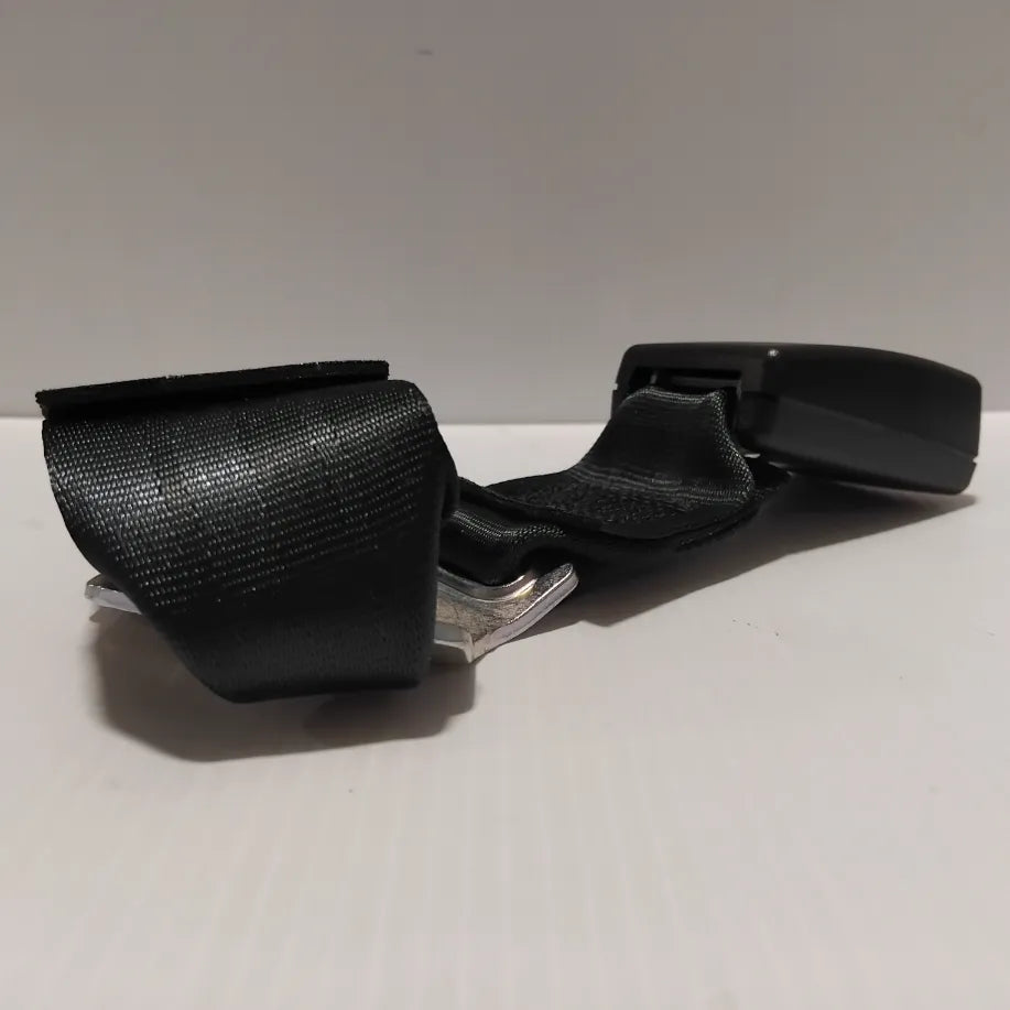 Genuine Mitsubishi Seat Belt,Rr Seat,Inr Lh | 7000B449XA