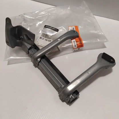 Genuine Renault Regulator Sup X95 | 80 21 700 03R