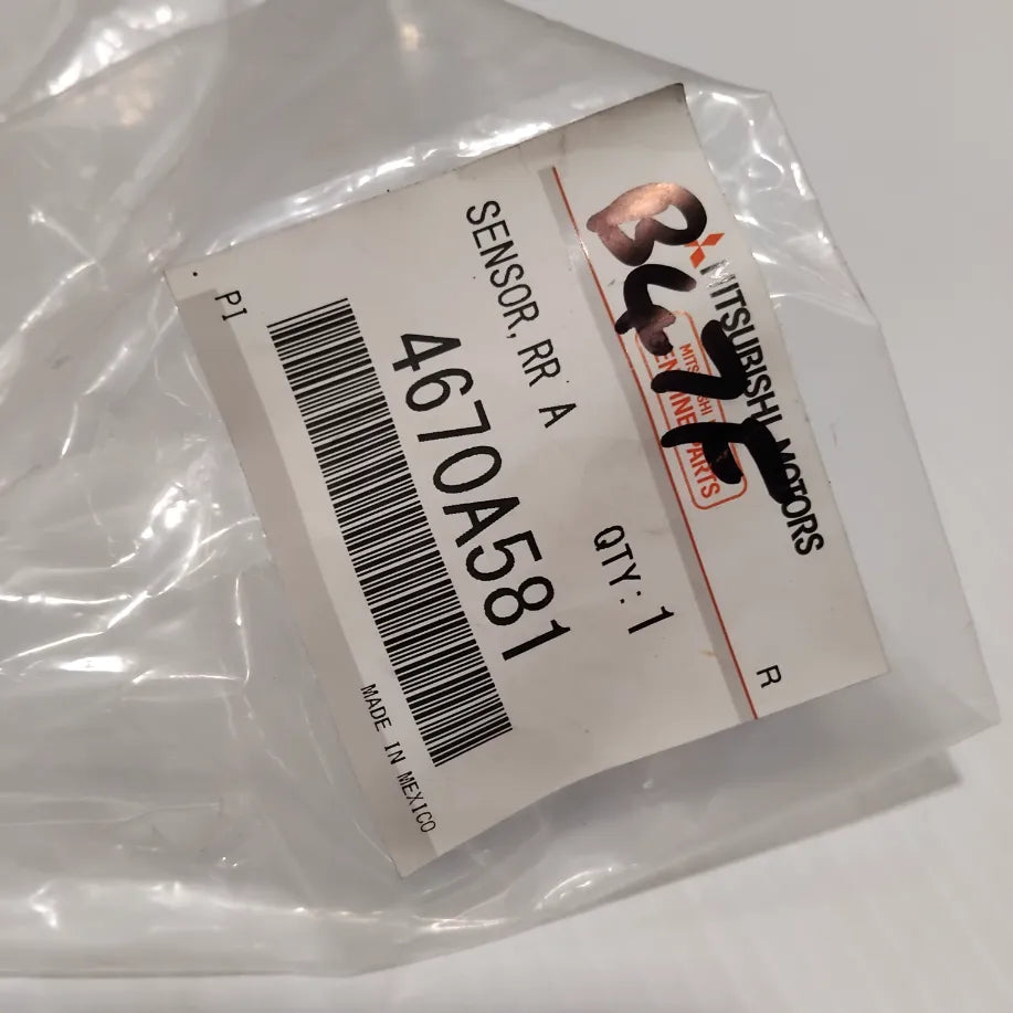 Genuine Mitsubishi Sensor,Rr Abs,Lh | 4670A581