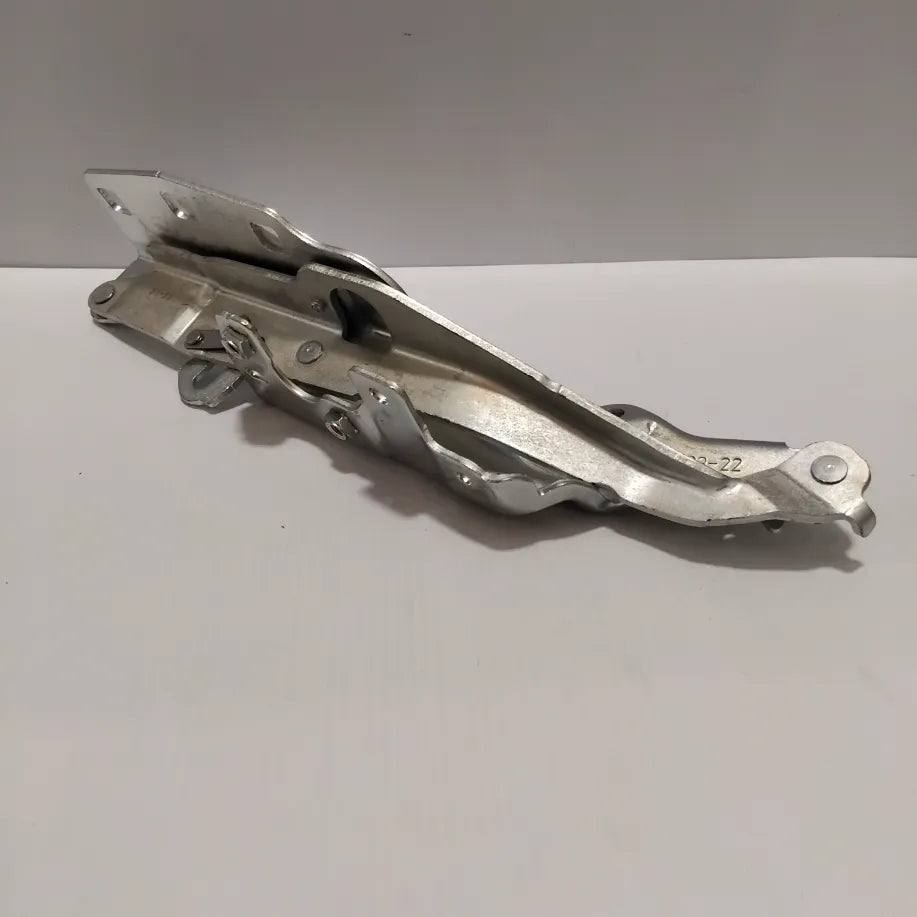 Genuine Bonnet Right Hinge - Peugeot 508 | 9813071980