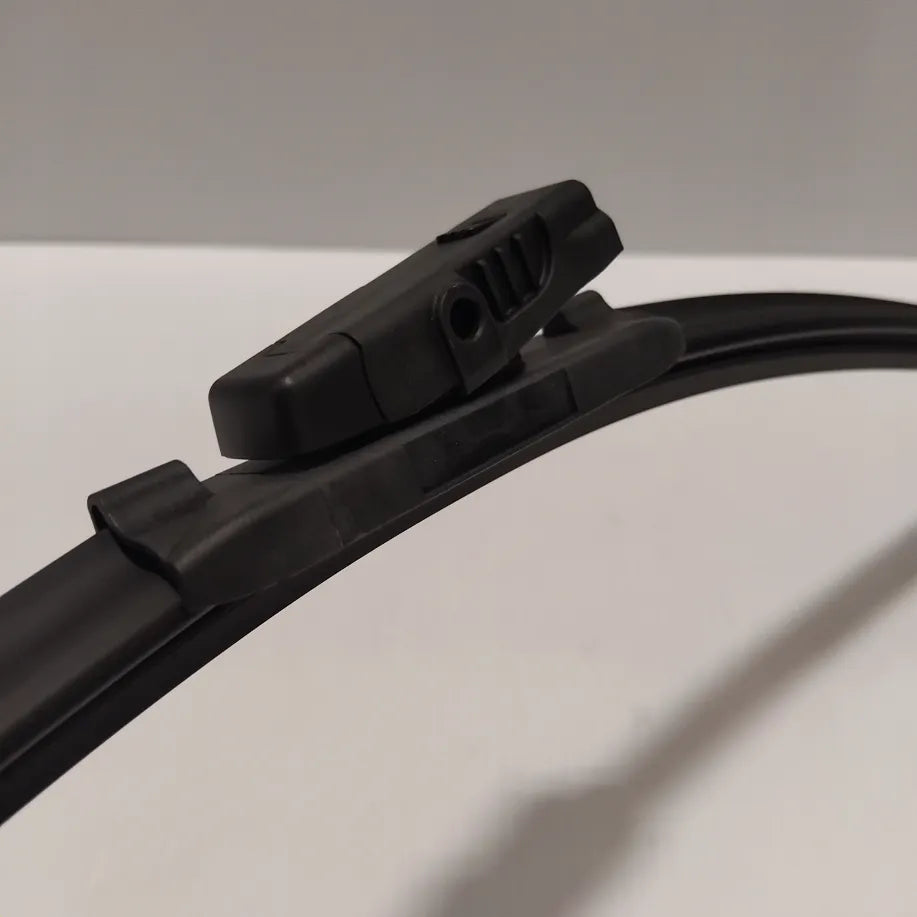 Motaquip - 30" Front Wiper blade | 1611349480