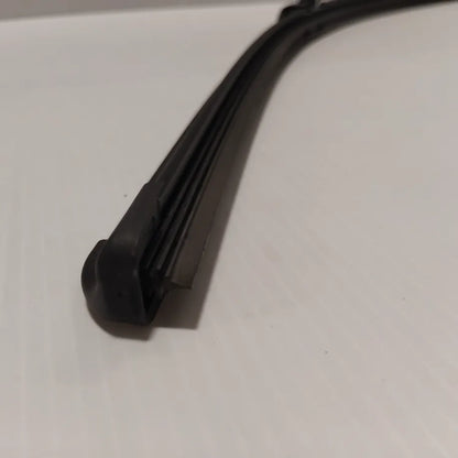 Genuine Driver Side Wiper Blade - Vauxhall Combo D | 95513879