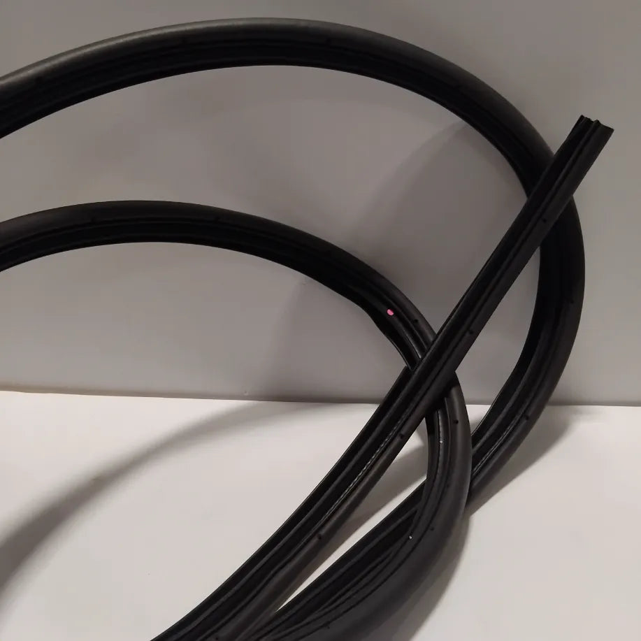 Genuine Front Left Door Weatherstrip - Mitsubishi Outlander 2007-2012 | 5725A127XA