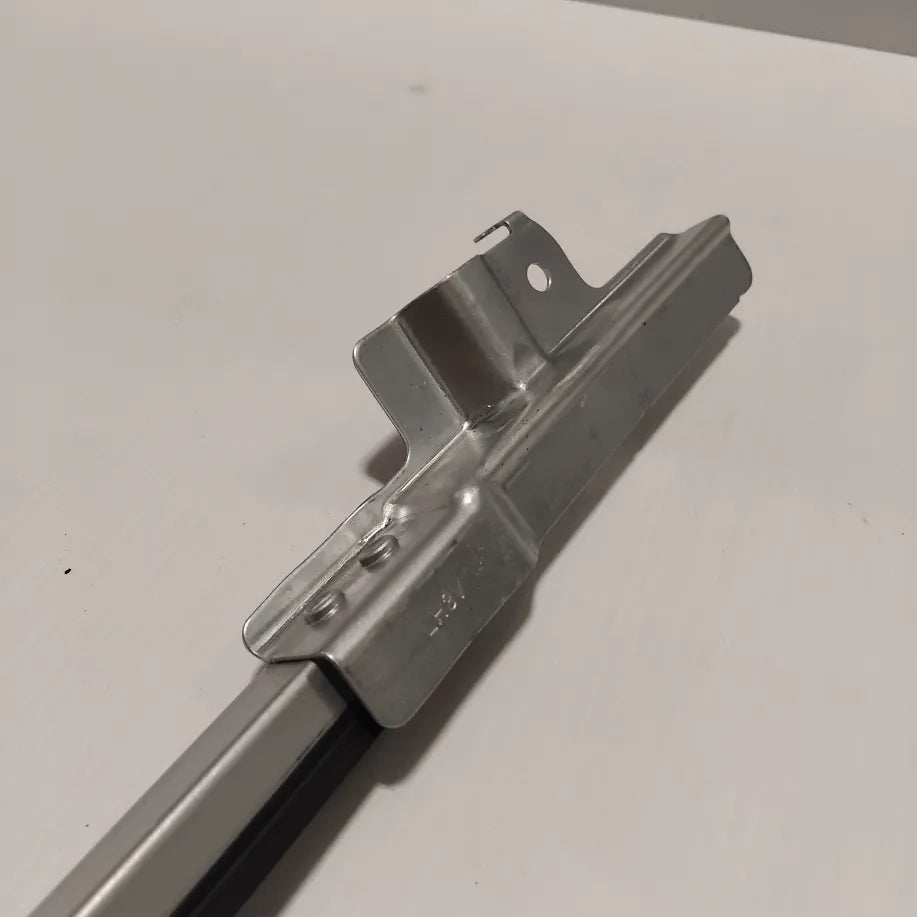 Genuine Glass Run Rubbe - Nissan | 823873VV0A