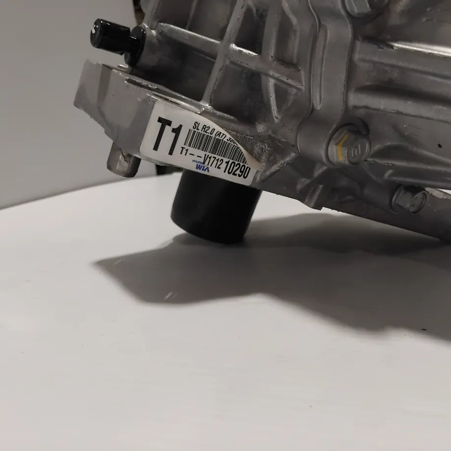 Genuine Hyundai Santa-Fe 2.2 4WD Automatic Front Transfer Box | 473003B600
