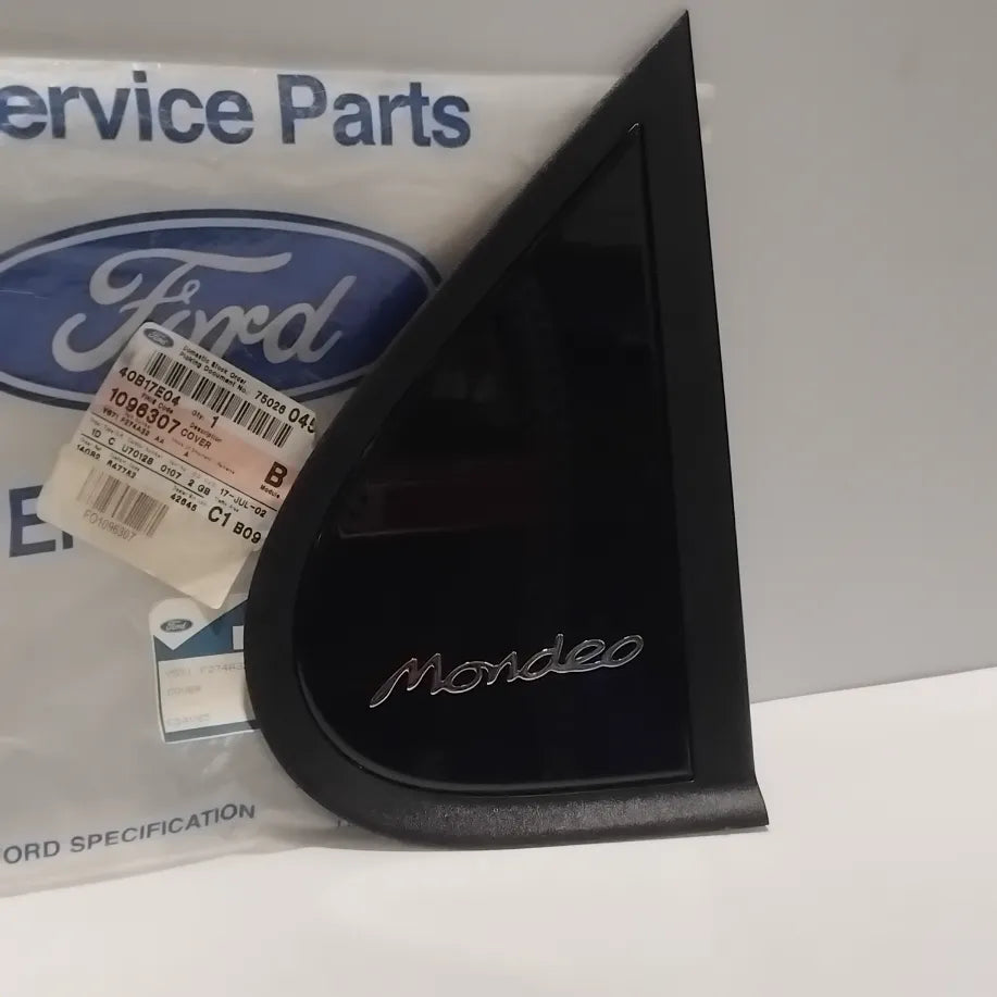Genuine Ford Cover | 1096307