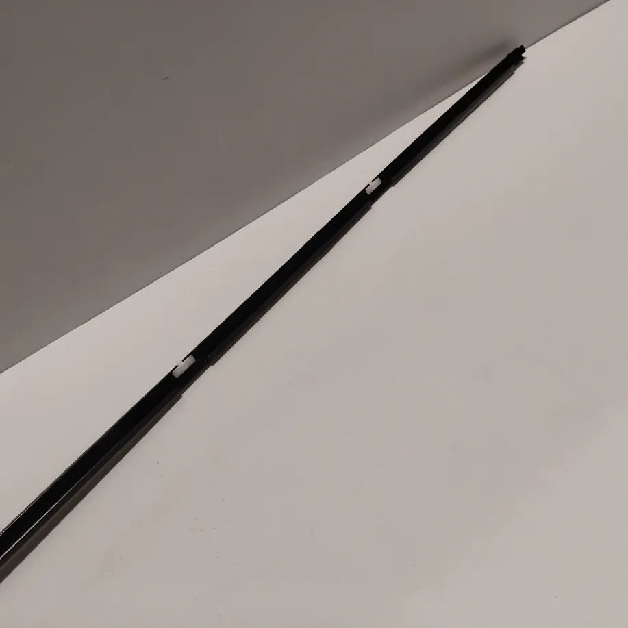 Genuine Kia Mldg-Rr Dr Opng W/St | 831352T000