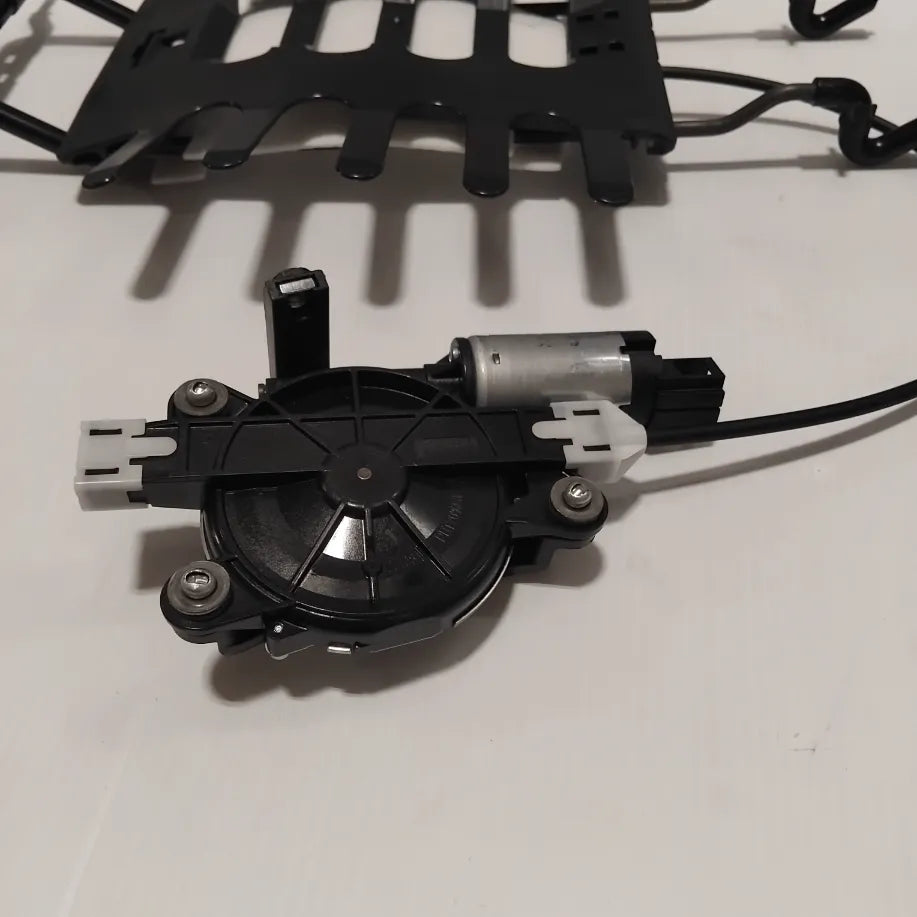 Genuine Fiat Regulating Assy | 50517665