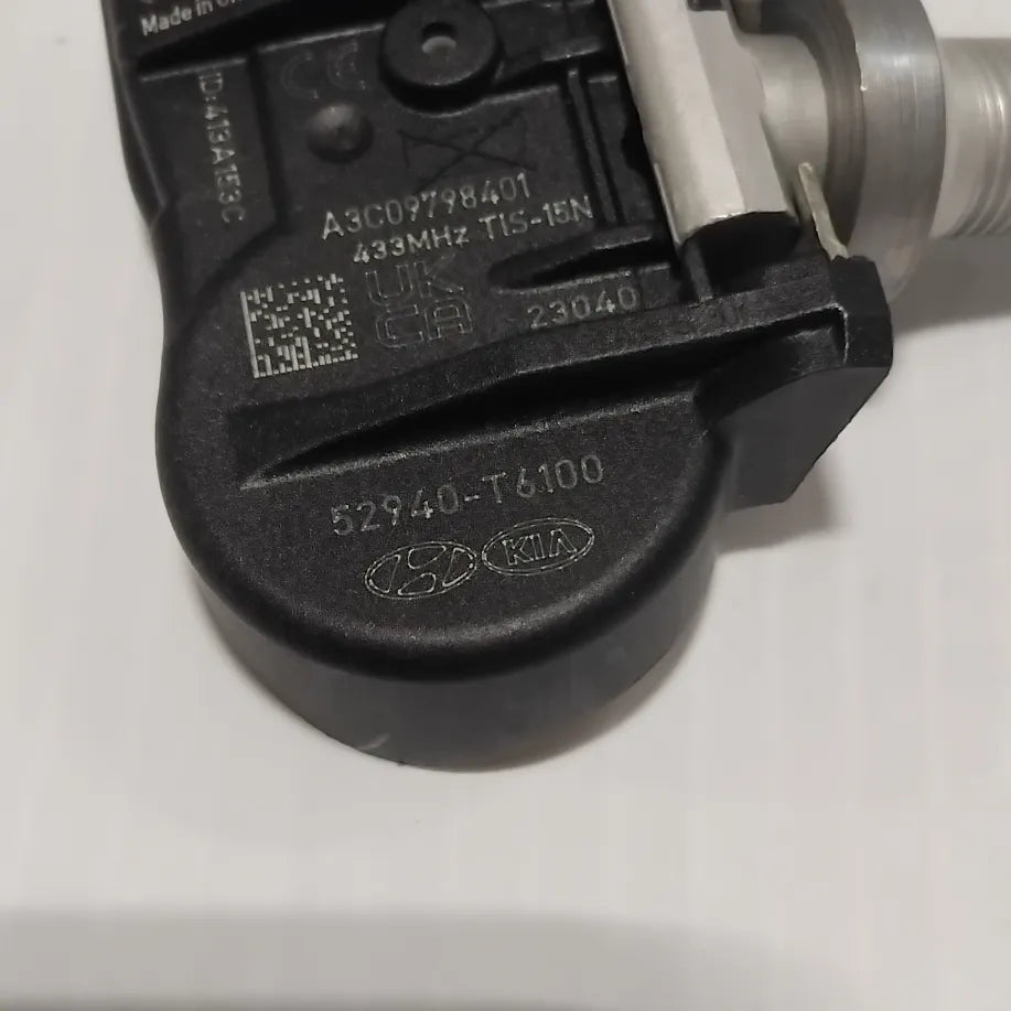 Genuine Hyundai Valve | 52940T6100
