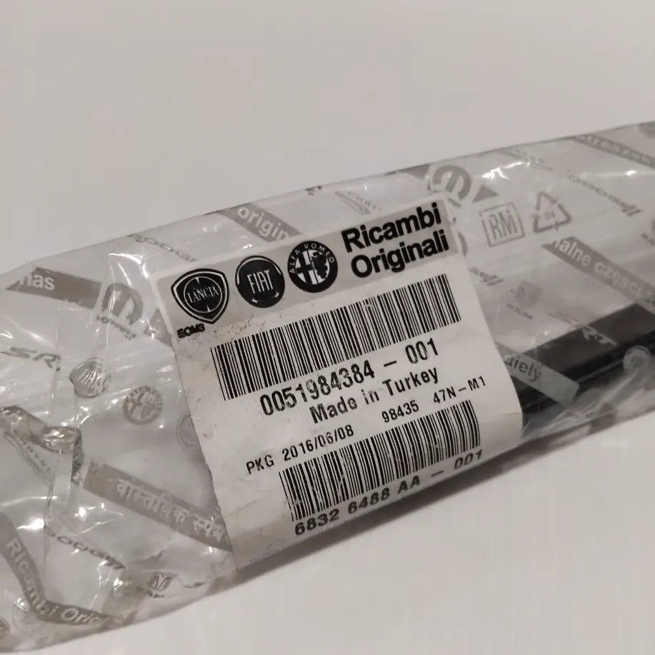 Genuine Fiat Wiper Blade | 51984384