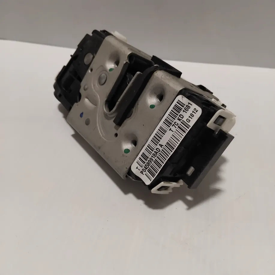 Genuine Jeep Lock | K04589918AE