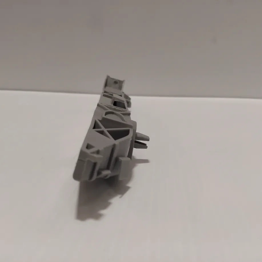 Genuine Mazda Retainer (R) Fr | DD59500T1B