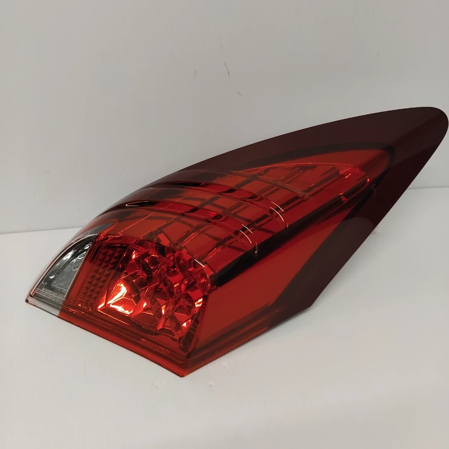 Genuine Left Tail Light - Honda Civic 2013-2016 | 33550TV0E11
