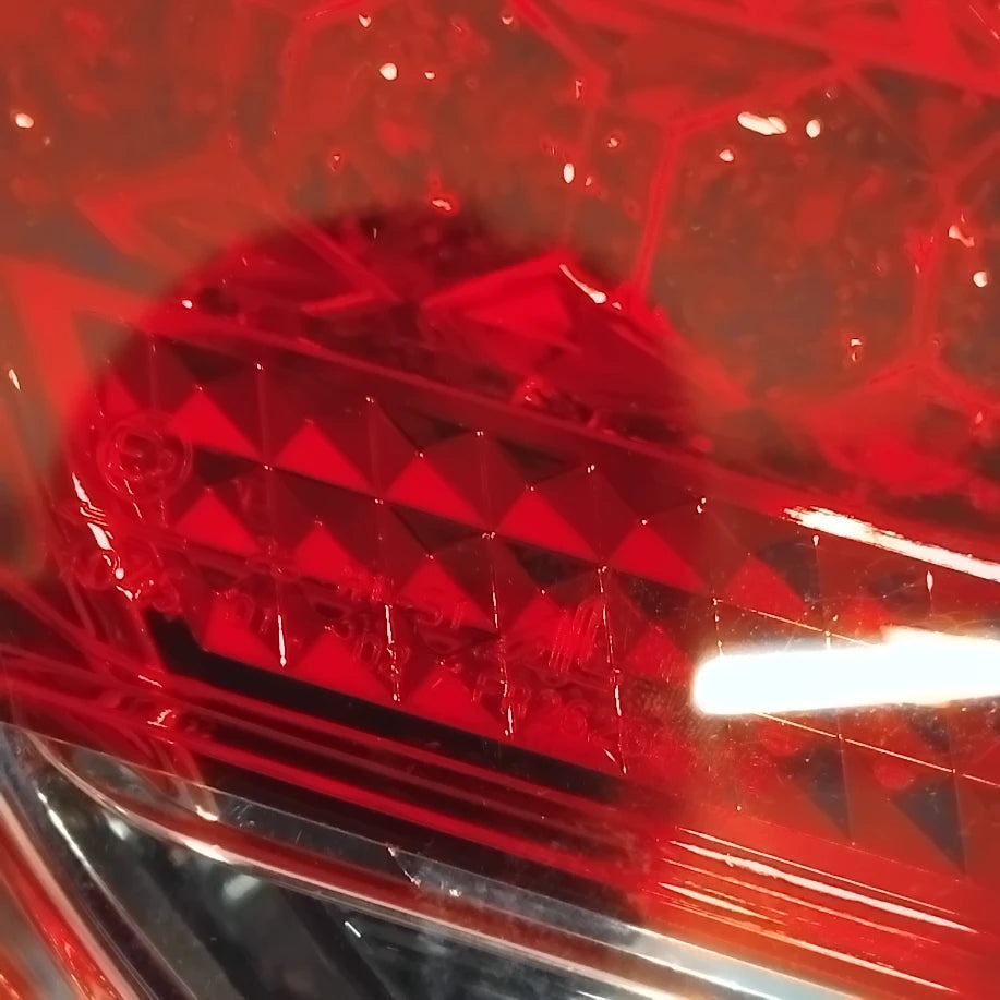 Genuine Left Tail Light - Honda Civic 2013-2016 | 33550TV0E11