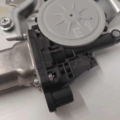 Genuine Front Right Window Regulator - Fiat Sedici 2006-2014 | 71765537