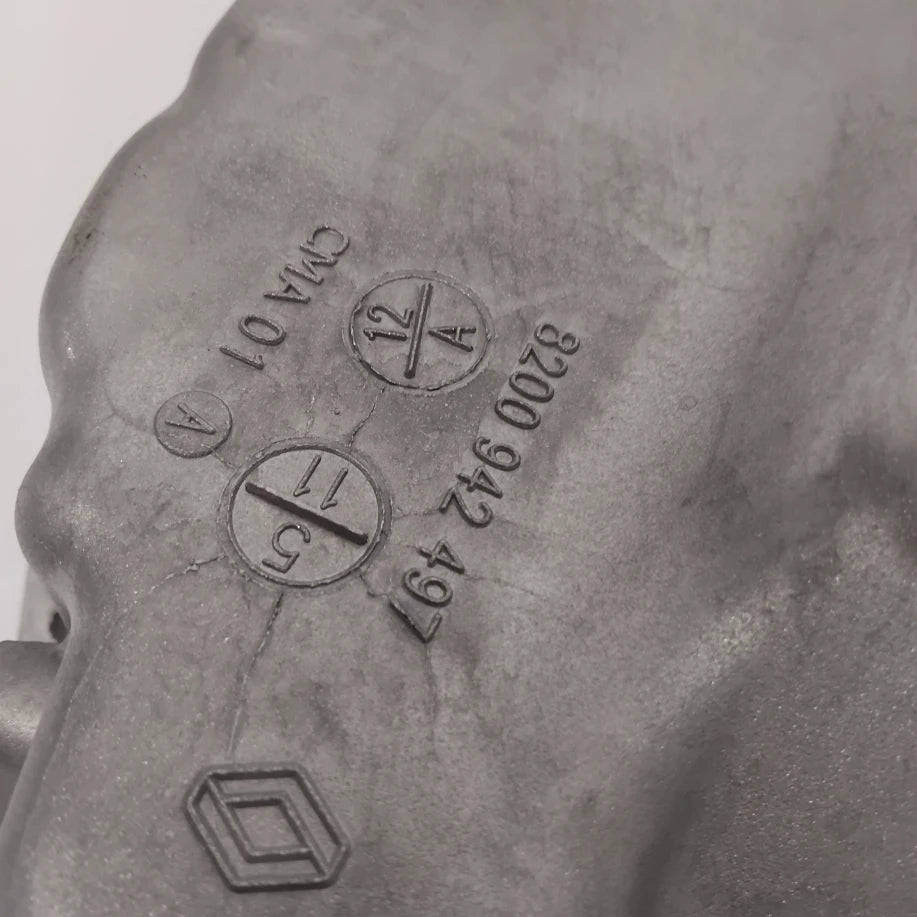 Genuine Sump / Oil Pan - Suzuki Grand Vitara | 11511-67JG2-000