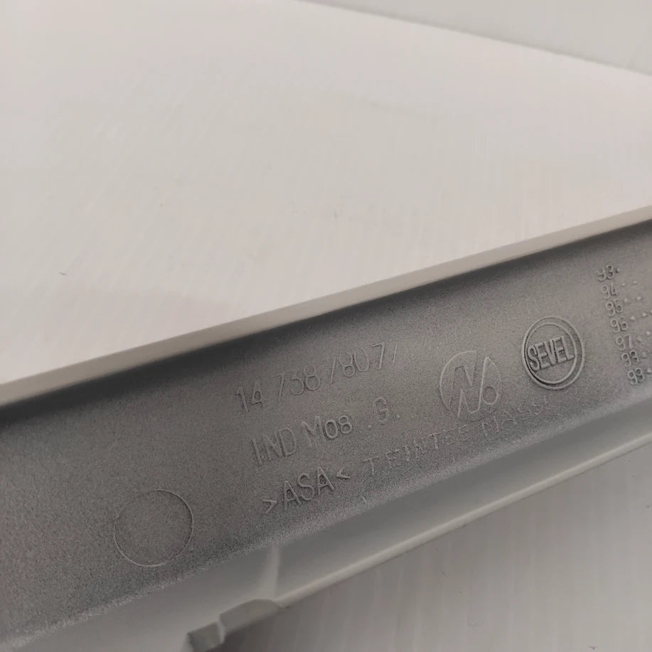 Genuine Left Lower Grille Trim - Peugeot Expert / Citroen Dispatch | 7804F3