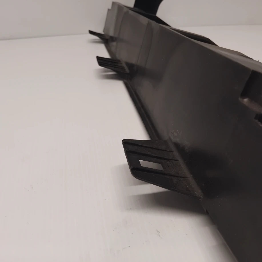 Genuine Air Inlet Conveyor - Jeep Grand Cherokee 2011-2013 | K05165706AA