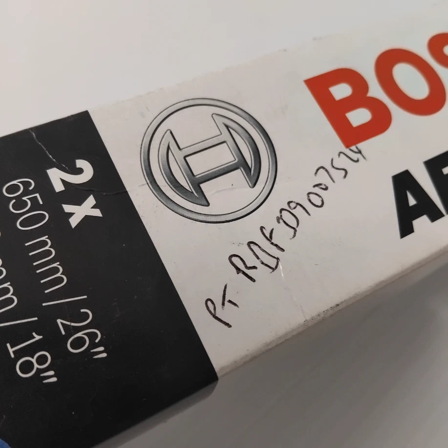 Bosch - 2x Front Wiper Blade Kit - A524S 26" /18" | 3397007524