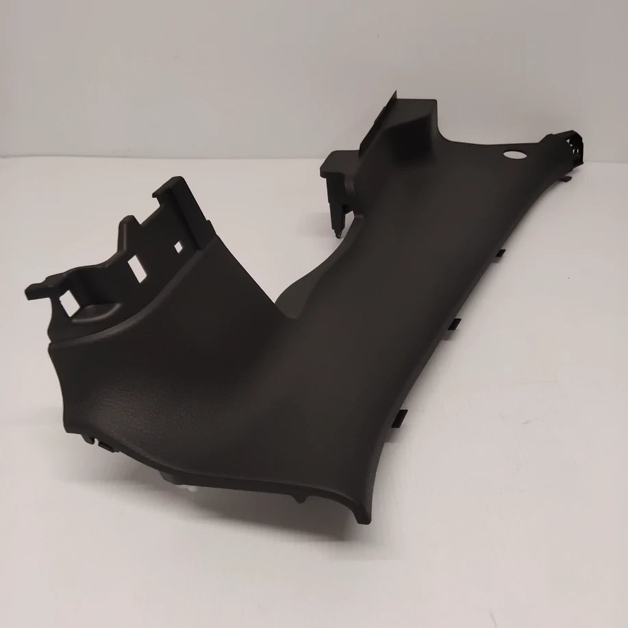 Genuine Interior Right Door Moulding - Nissan Navara 2015-2021 | 769384KJ2A