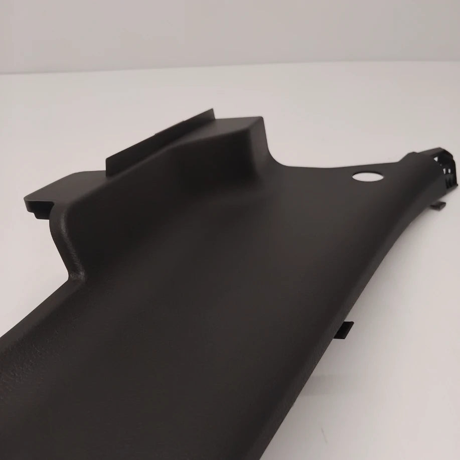 Genuine Interior Right Door Moulding - Nissan Navara 2015-2021 | 769384KJ2A