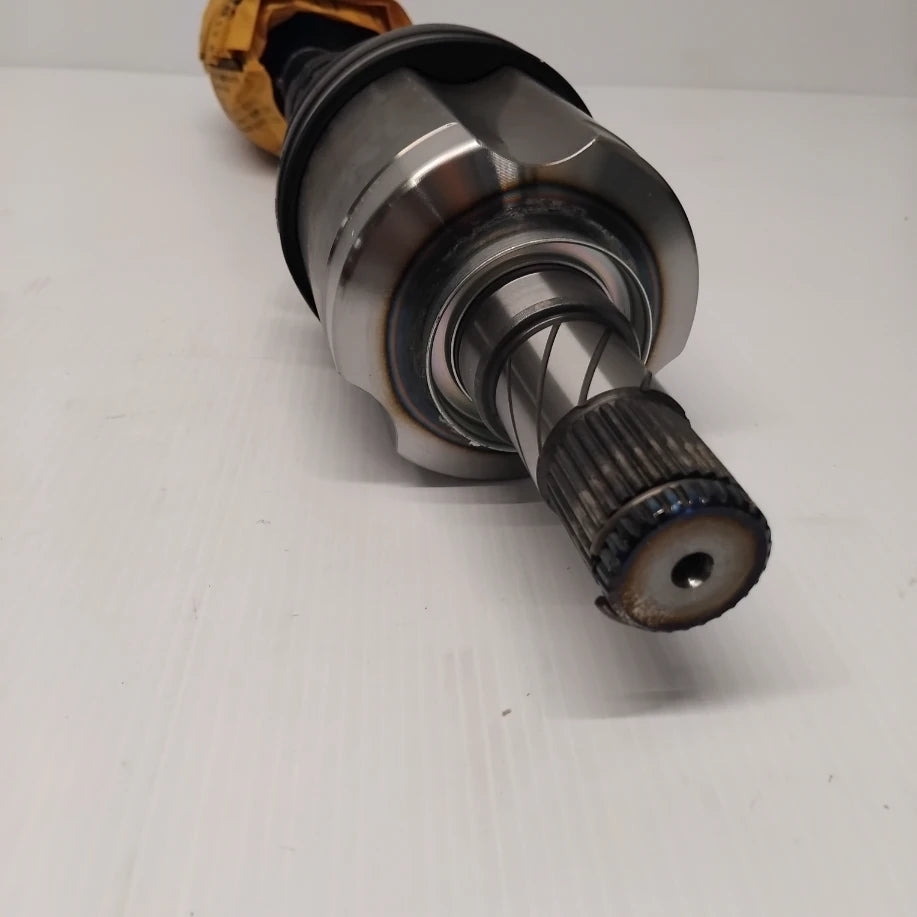 Genuine Front Left Drive Shaft - Nissan X-Trail 2014-2022 Diesel | 391014BE3B
