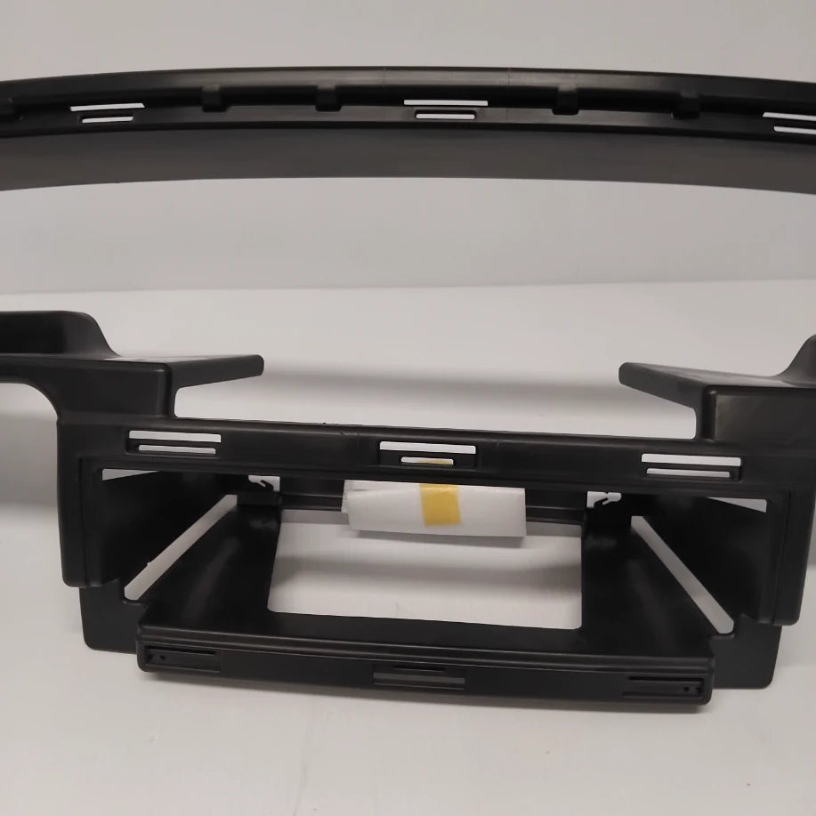 Genuine Peugeot Guard Grille | 7422AG