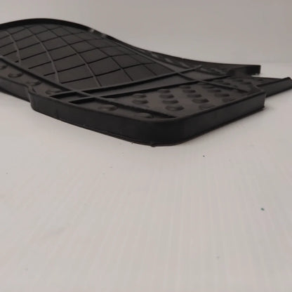 Genuine Mitsubishi Rubber Mat Set Rear Swb | MZ312479