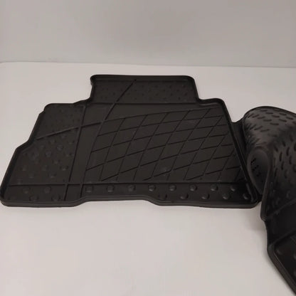 Genuine Mitsubishi Rubber Mat Set Rear Swb | MZ312479