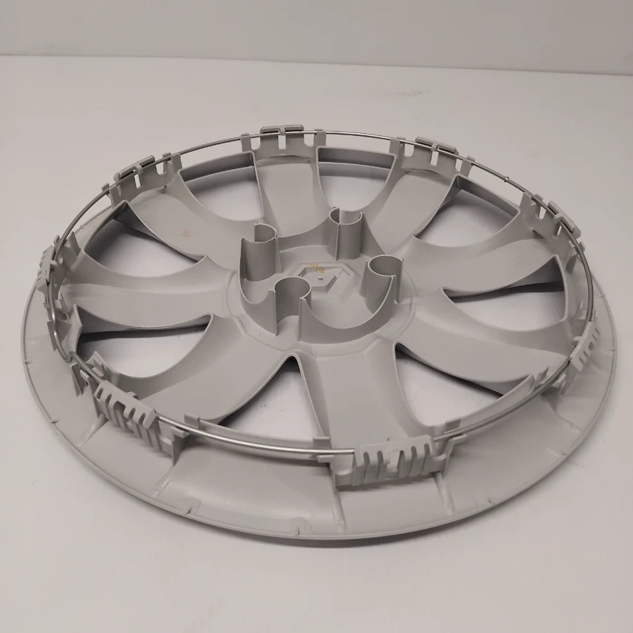 Genuine Renault Wheel Trim | 82 00 837 946