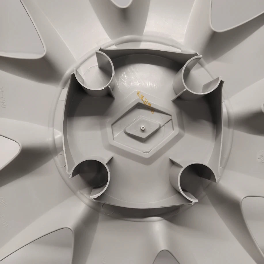 Genuine Renault Wheel Trim | 82 00 837 946