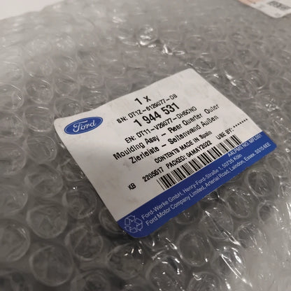 Genuine Ford Moulding Assy | 1944531
